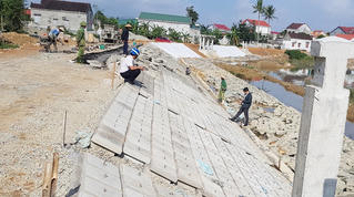 Kè “dát vàng” dấu hiệu thi công ẩu tại Hà Tĩnh