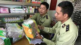 Vật tư y tế “mùa” dịch Covid-19: Cương quyết xử phạt hành vi không niêm yết giá