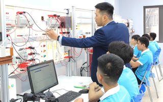 Cải cách điều kiện kinh doanh: Báo cáo cắt giảm 50%, thực chất được 30%?