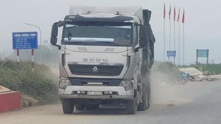 Nghệ An: Bến cát không phép “hành hạ” người dân và công trình đê điều