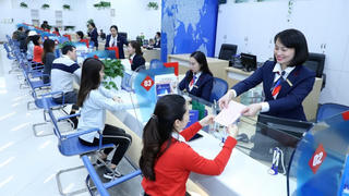 Công ty tại Hà Nội được giảm lãi suất đồng USD giúp vượt qua mùa dịch Covid