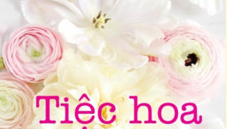 Trong bữa tiệc hoa