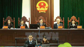 Tòa án lên lịch xét xử kể cả Thứ Bảy, Chủ nhật