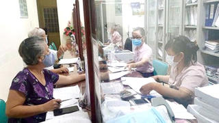 Sát cánh cùng hộ nghèo vượt khó trong đại dịch