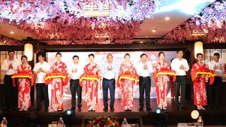 Thủ tướng dự Lễ khai trương khu nghỉ dưỡng trọng điểm tại Quảng Ninh