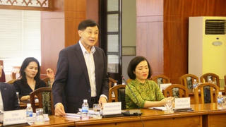 Tỉ phú Johnathan Hạnh Nguyễn xin đầu tư vào Bắc Vân Phong