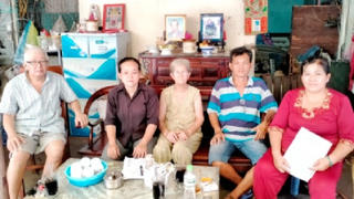 Quận 6, TP Hồ Chí Minh: Vướng tranh chấp đất, một gia đình bị cắt hộ khẩu 15 năm nay