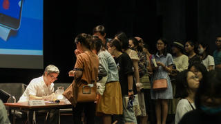 TS Đặng Hoàng Giang: Chúng ta đang đối xử tàn nhẫn với bọn trẻ!