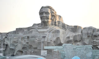 Những người “không được phép quên”