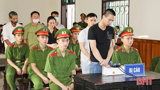 Phiên xử đường dây đưa người trái phép sang Anh