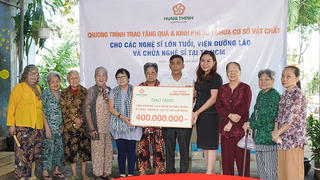 Hưng Thịnh Group trao tặng quà cho viện dưỡng lão nghệ sĩ và chùa nghệ sĩ tại TP HCM