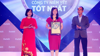 Tập đoàn Bảo Việt 8 năm liên tiếp dẫn đầu ngành Bảo hiểm trong Top 50 công ty niêm yết tốt nhất
