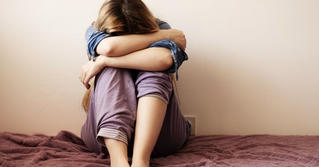 Mệt mỏi vì đau bụng kinh mỗi tháng - Dùng ngay Phụ Lạc Cao EX để cải thiện
