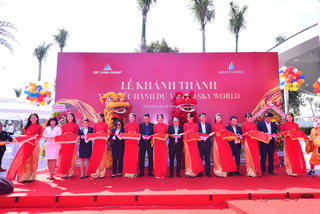 Tưng bừng khai trương nhà điều hành Gem Sky World