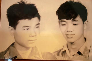 Chuyện chưa kể về trận chiến Xuân Lộc: Kỷ niệm của người lính trinh sát bé nhỏ vẽ bản đồ tác chiến tại “cánh cửa thép”