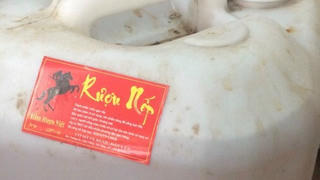 Cảnh báo ngộ độc rượu methanol