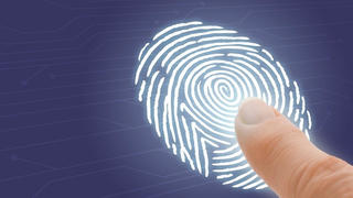 Dữ liệu vân tay để cấp hộ chiếu có gắn chíp điện tử được lưu trữ thế nào?