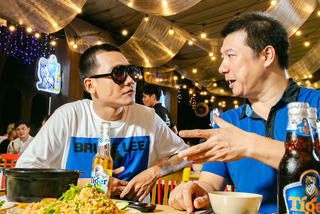 Cặp bạn mới của showbiz: BLV Quang Huy và rapper Wowy thân thiết với nhau nhờ bóng đá