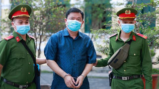 Phiên xử ông Đinh La Thăng: “Có những bị cáo đến đây tôi mới gặp, chứ không tác động gì”