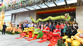 Menas Mall Saigon Airport mở cửa trở lại