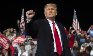 Nỗ lực 'lật kèo' của Trump đe dọa tường thành chính trị Mỹ