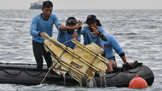 Việt Nam gửi điện chia buồn vụ rơi máy bay tại Indonesia 