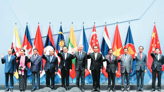 Trọng trách nâng tầm đất nước