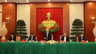 Bộ Chính trị gặp mặt thân mật các đồng chí nguyên Ủy viên Bộ Chính trị, Ban Bí thư, Trung ương khóa XII