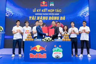 Red Bull hợp tác với CLB Bóng đá Hoàng Anh Gia Lai khởi động chương trình tuyển chọn tài năng bóng đá trẻ