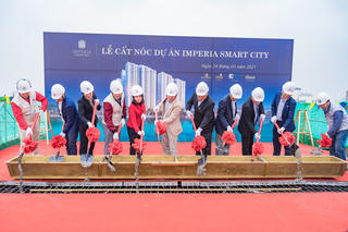 Vượt tiến độ hơn 1 tháng: Imperia Smart City cất nóc 2 tòa tháp đầu tiên