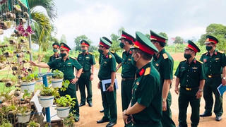 Phát huy tốt nội lực, xây dựng doanh trại xanh, sạch, đẹp