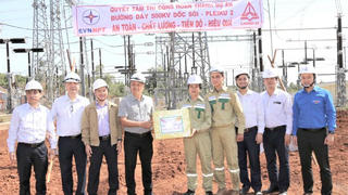 Đóng điện đoạn Dốc Sỏi - Pleiku 2: Tạo đà hoàn thành toàn dự án 500 kV mạch 3