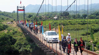 Phát triển kinh tế - xã hội vùng đồng bào dân tộc thiểu số: Huy động vốn vay ODA và vay ưu đãi nước ngoài