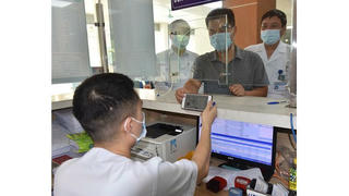 Bảo hiểm y tế toàn dân: Góp phần nâng cao hiệu quả chăm sóc sức khỏe nhân dân