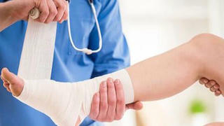 Bị tai nạn giao thông trên đường đi làm về: Điều kiện được hưởng trợ cấp?