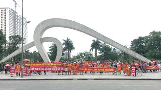 Cư dân “dài cổ” chờ sổ hồng ở chung cư đoàn ngoại giao (Hà Nội): Bao giờ chủ đầu tư hết hứa suông?