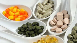 Thiếu tiêu chí đánh giá “nguồn gốc thiên nhiên”: Thực phẩm chức năng được quản lý ra sao?