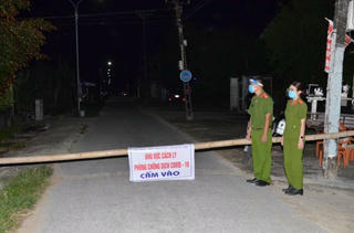 Thanh Hóa dừng hoạt động chợ cóc, chợ tạm, xử lý người đứng đầu nếu xảy ra vi phạm