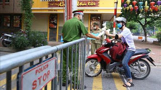 Bộ Y tế: Việc nới lỏng giãn cách phải thực hiện từng bước, chắc chắn