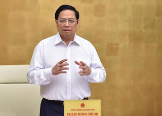 Thủ tướng Chính phủ yêu cầu khẩn trương hoàn thiện hai chiến lược lớn