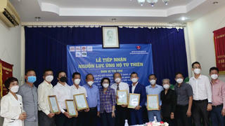 Chia sẻ yêu thương - Từ hạt gạo đến hạnh phúc đời thường