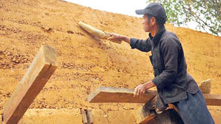 Đảm bảo nhà ở cho bà con người H’Mông theo chuẩn “3 cứng”