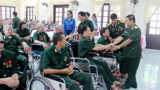 Giảm tới 90% tiền sử dụng đất đối với người có công