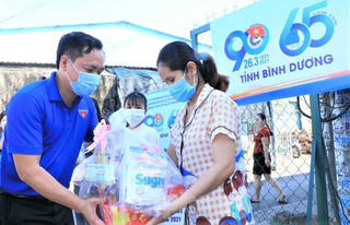 Thưởng Tết Nhâm Dần ngang bằng hoặc thấp hơn năm trước