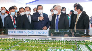 Thủ tướng thúc đẩy hàng loạt dự án đầu tư lớn thế hệ mới tại Bình Dương