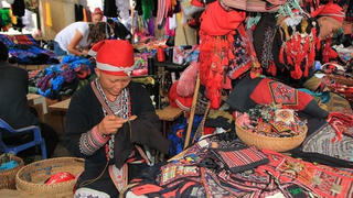 Phát triển chợ truyền thống thành điểm du lịch đặc sắc