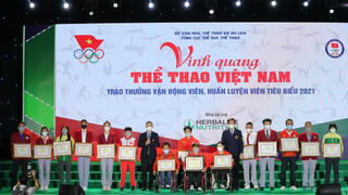 Herbalife Việt Nam đồng hành chương trình vinh danh những vận động viên và huấn luyện viên xuất sắc 2021