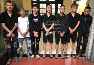 Thủ đoạn cướp xe máy của nhóm thanh, thiếu niên “dạt nhà”