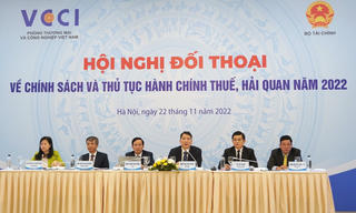 'Nguồn thu từ thuế, phí ngày càng bền vững'