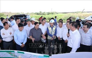 Thủ tướng Phạm Minh Chính khảo sát các dự án phát triển hạ tầng tại TP Hồ Chí Minh